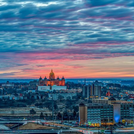 Holiday Inn Des Moines-Downtown-Mercy Campus By Ihg Exterior foto
