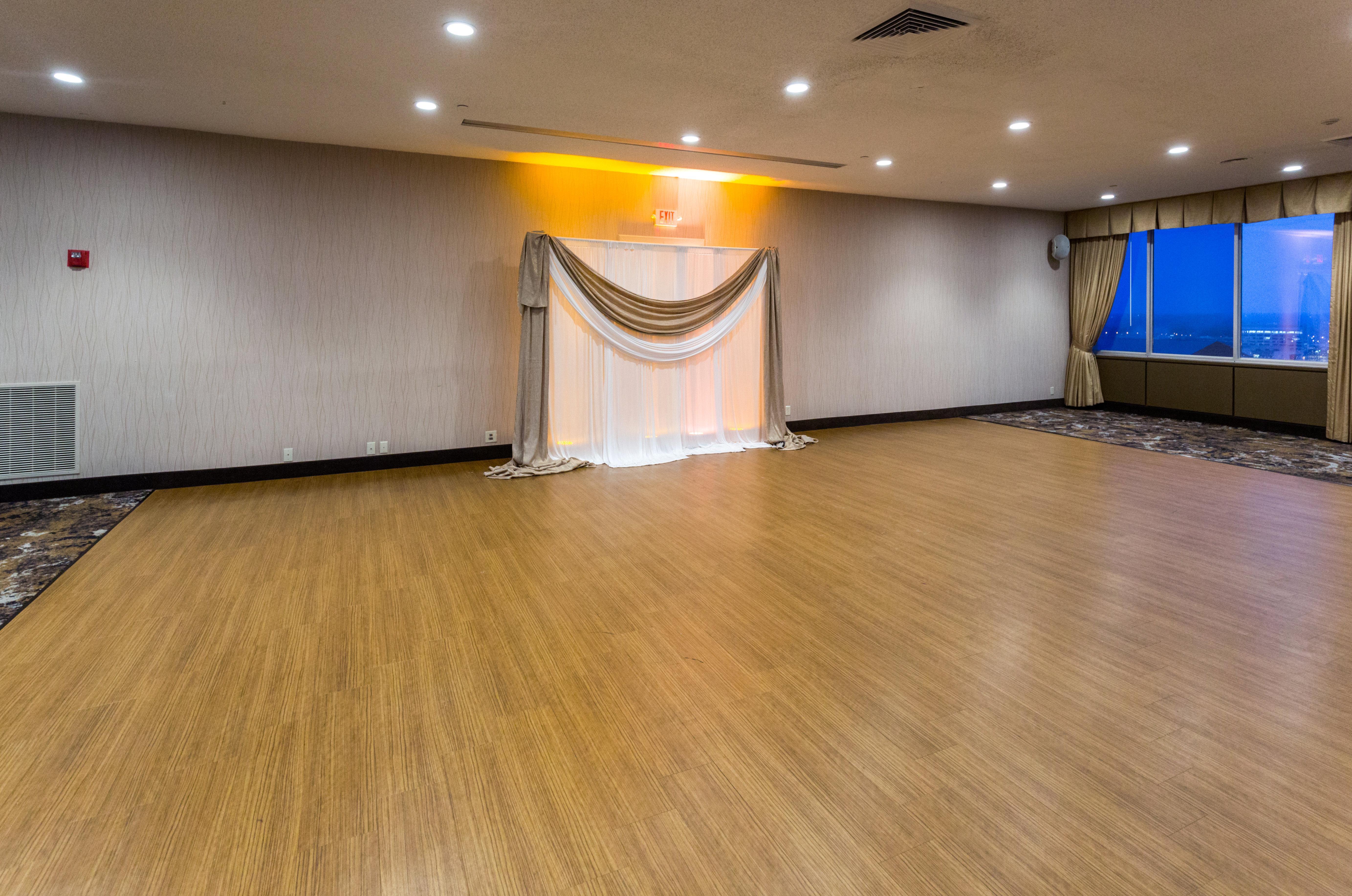 Holiday Inn Des Moines-Downtown-Mercy Campus By Ihg Exterior foto